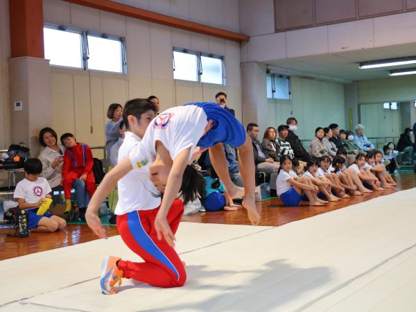 「アクロバットクラス」プレ体験会